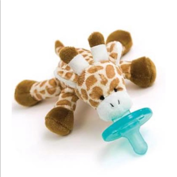wubbanub giraffe pacifier